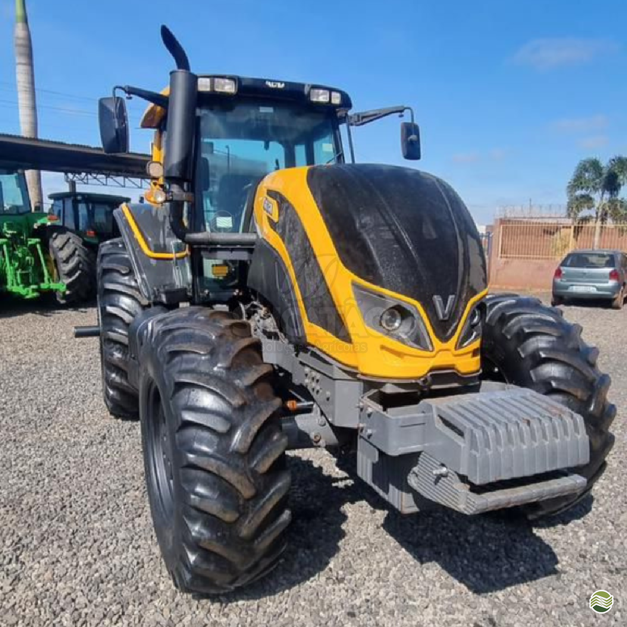 TRATOR VALTRA VALTRA BH 194 HiTech Tração 4x4 Sucatão Tratores e Peças IBIPORA PARANÁ PR